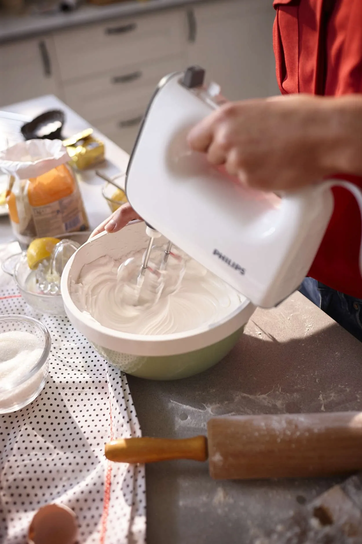 Миксер Philips HR 3740 в Москве и Московской области от магазина Ammina